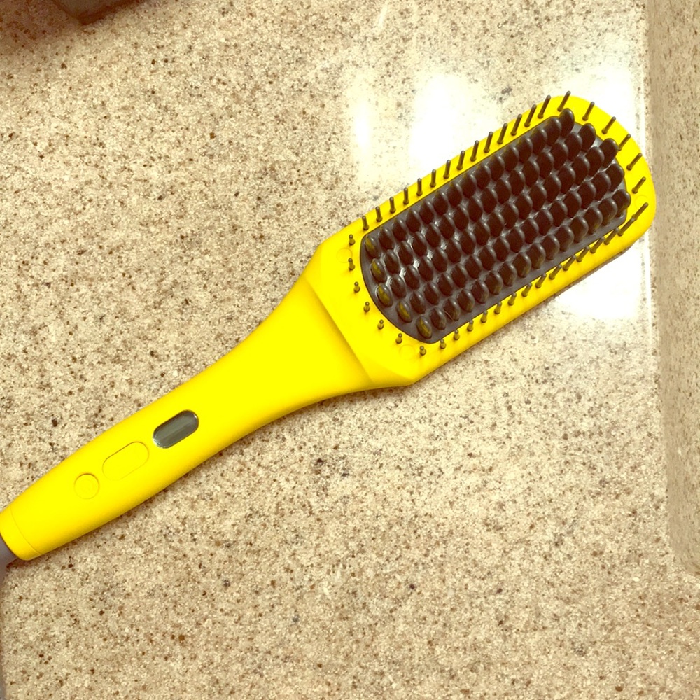 💛 DryBar Full Size Brush Crush 💛